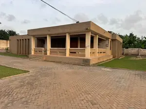 5bdrm House in Tantra Hills for sale