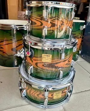 Tama Maple Custom 5pcs Drum Set [Double Cymbal]