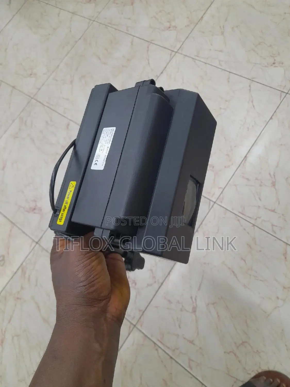 Counterfeit Currency Detector