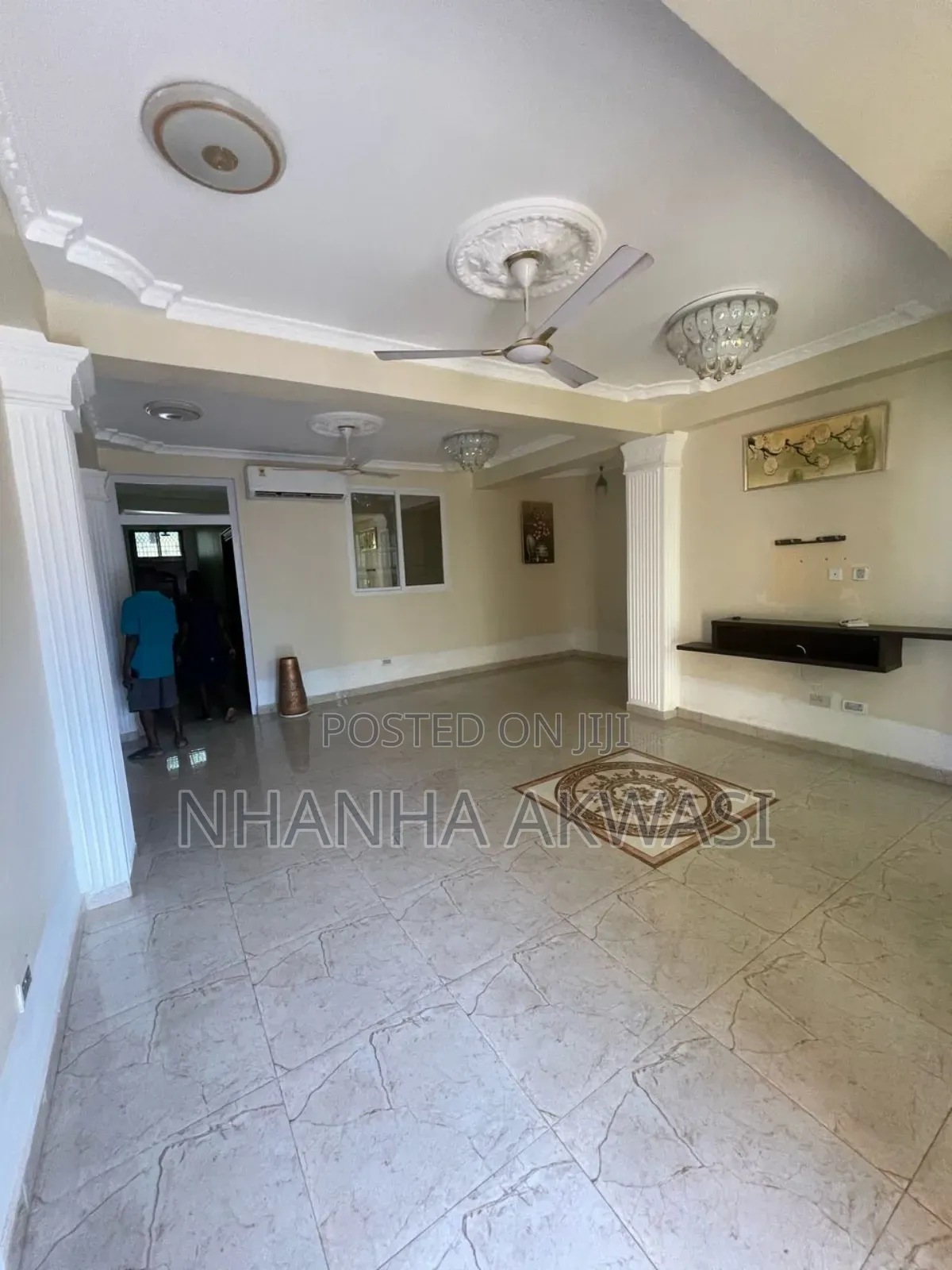 3bdrm Apartment in Sakumono, Tema Metropolitan for rent