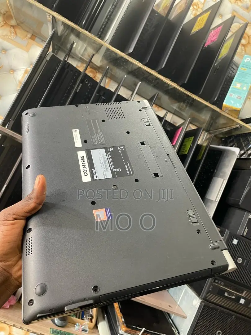 Laptop Toshiba Satellite Pro C650 8GB Intel Core I5 SSD 256GB
