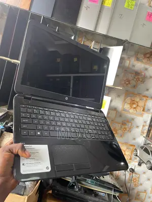 Laptop HP Pavilion 15 4GB AMD A4 HDD 500GB
