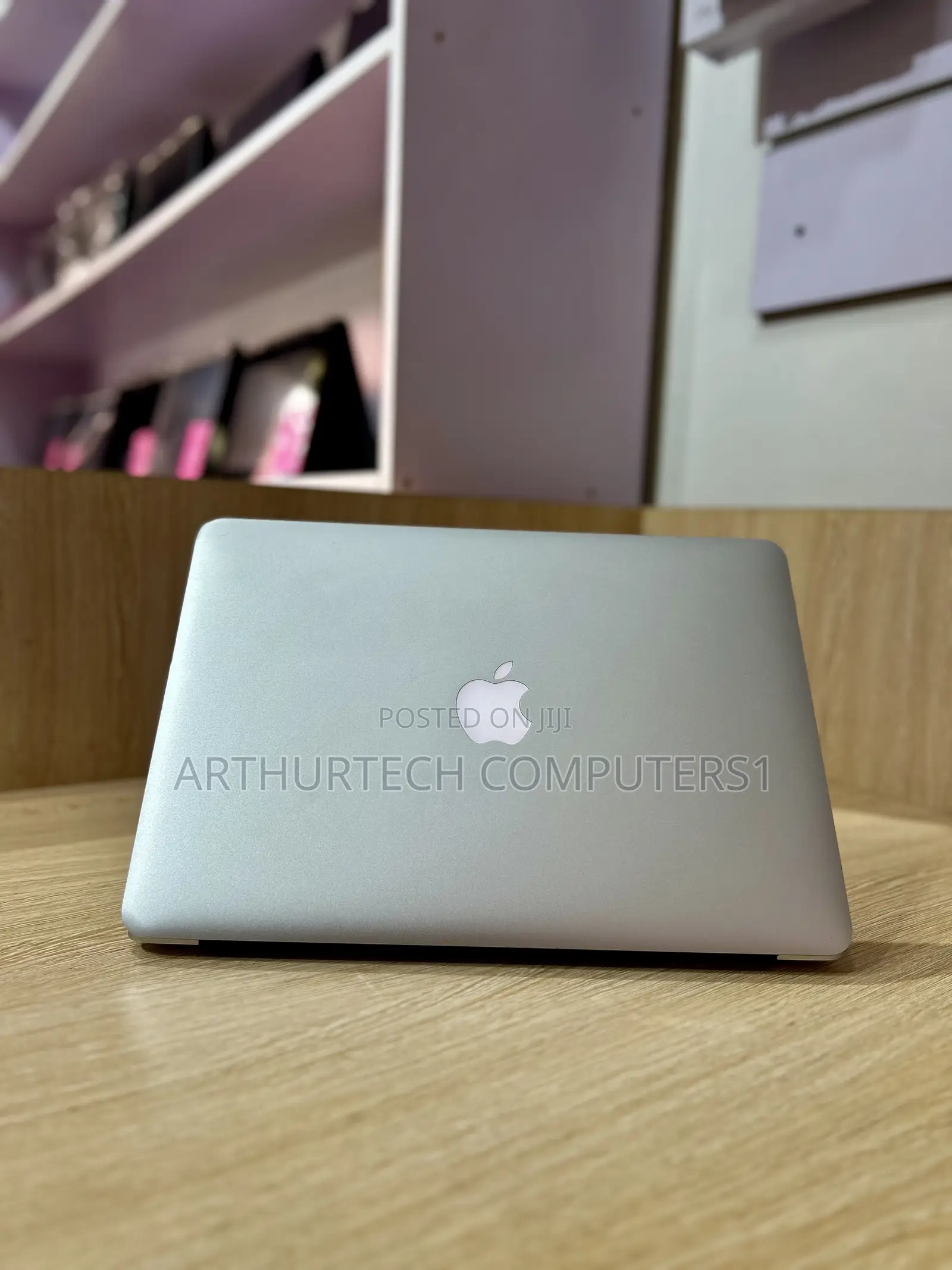 Laptop Apple MacBook Air 2015 8GB Intel Core I7 SSD 256GB