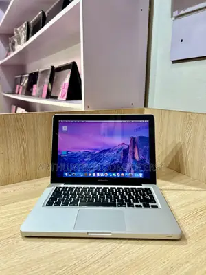 Laptop Apple MacBook Pro 2012 4GB Intel Core I5 HDD 500GB