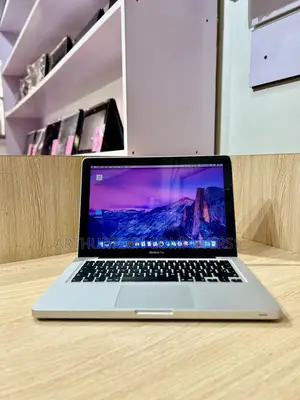 Laptop Apple MacBook Pro 2012 4GB Intel Core I5 HDD 500GB