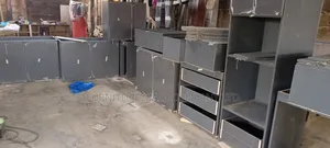 Quality Kitchen Cabinets Set🔥💯🥰. Free Delivery