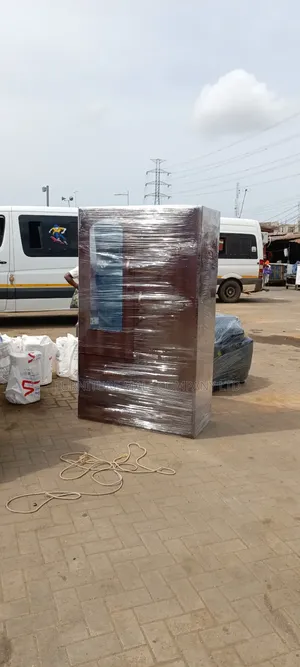 Sweet Double Door Wardrobe.Cofee🔥🔥🔥. Free Delivery📮