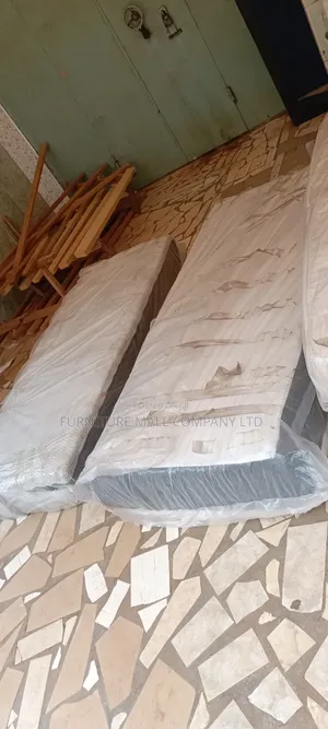 Comfortable Single Used Mattress 33x75😍😍😍, Free Delivery