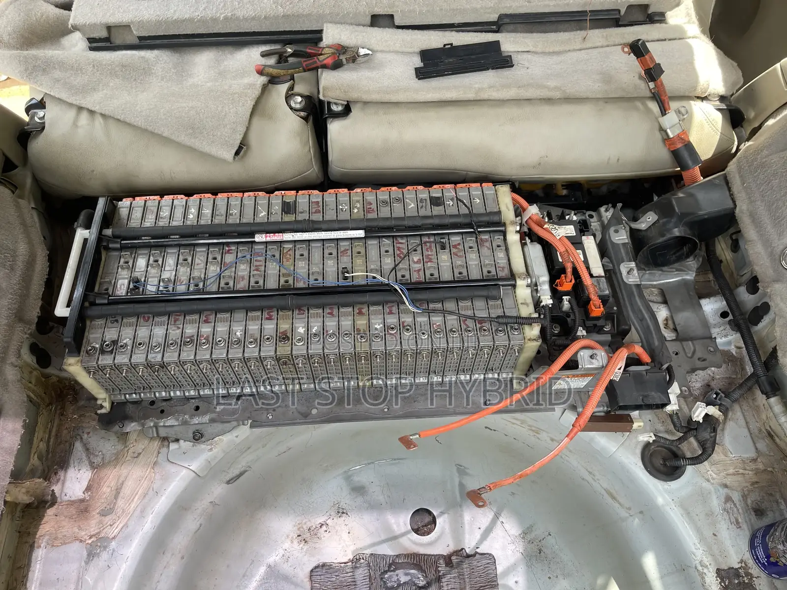 Hybrid Battery Traveling Maintenance