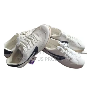 Dolce Vita Ladies American Sneakers