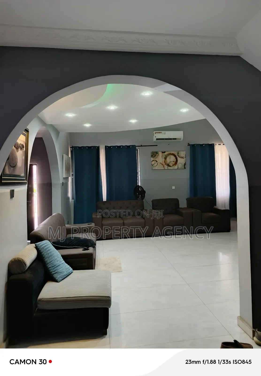 5bdrm House in Hfc Estate Phase One, Tema Metropolitan for sale