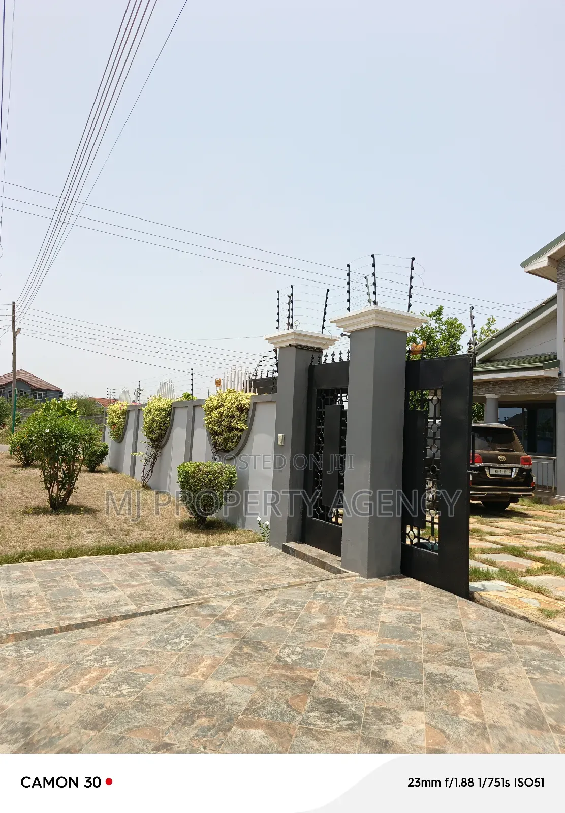 5bdrm House in Hfc Estate Phase One, Tema Metropolitan for sale