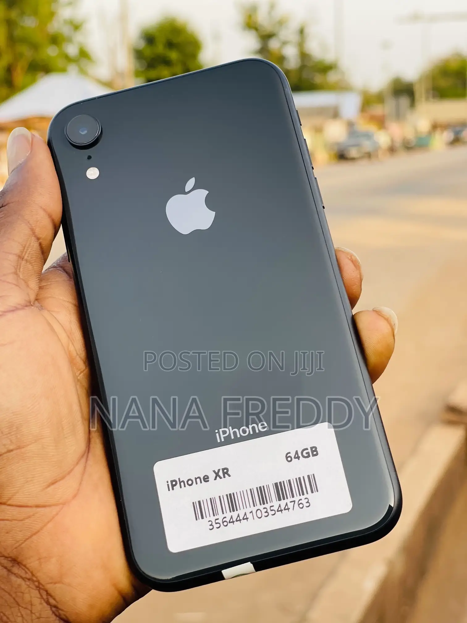 Apple iPhone XR 64 GB Black