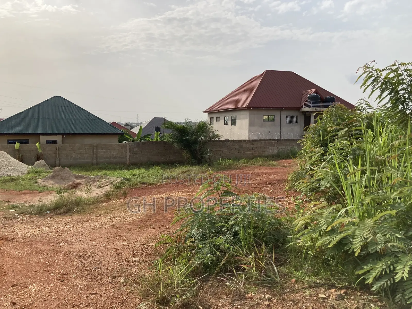 One Full Plot for Sale at Kwanwoma,Aboabo.