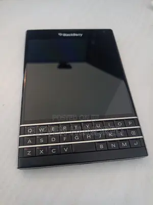 BlackBerry Passport 32 GB Black