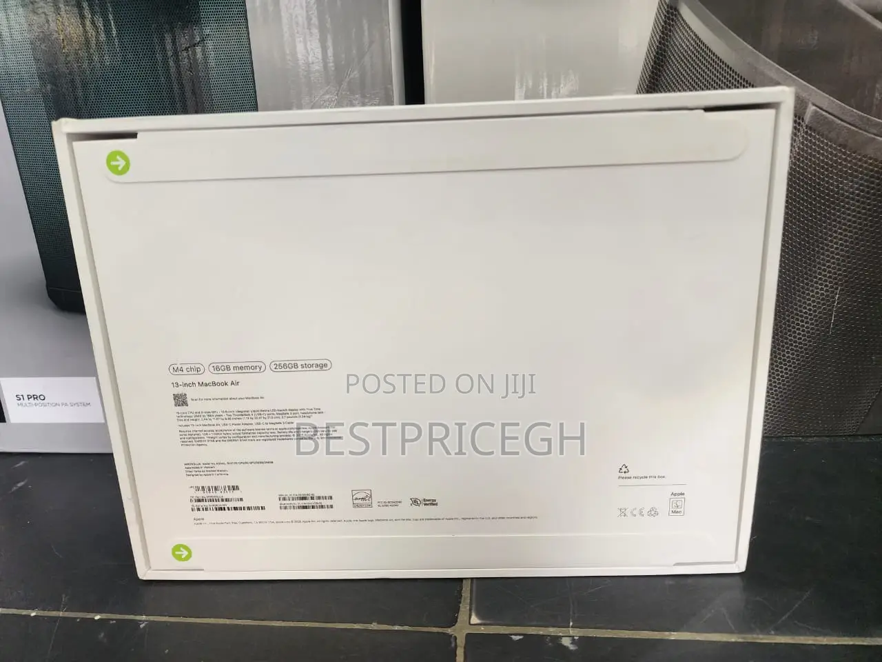 New Laptop Apple MacBook Air 16GB Apple M4 SSD 256GB