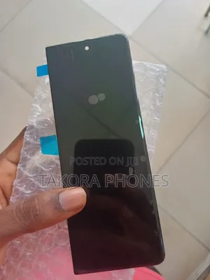 Ssamsung Galaxy Fold 3 Screen