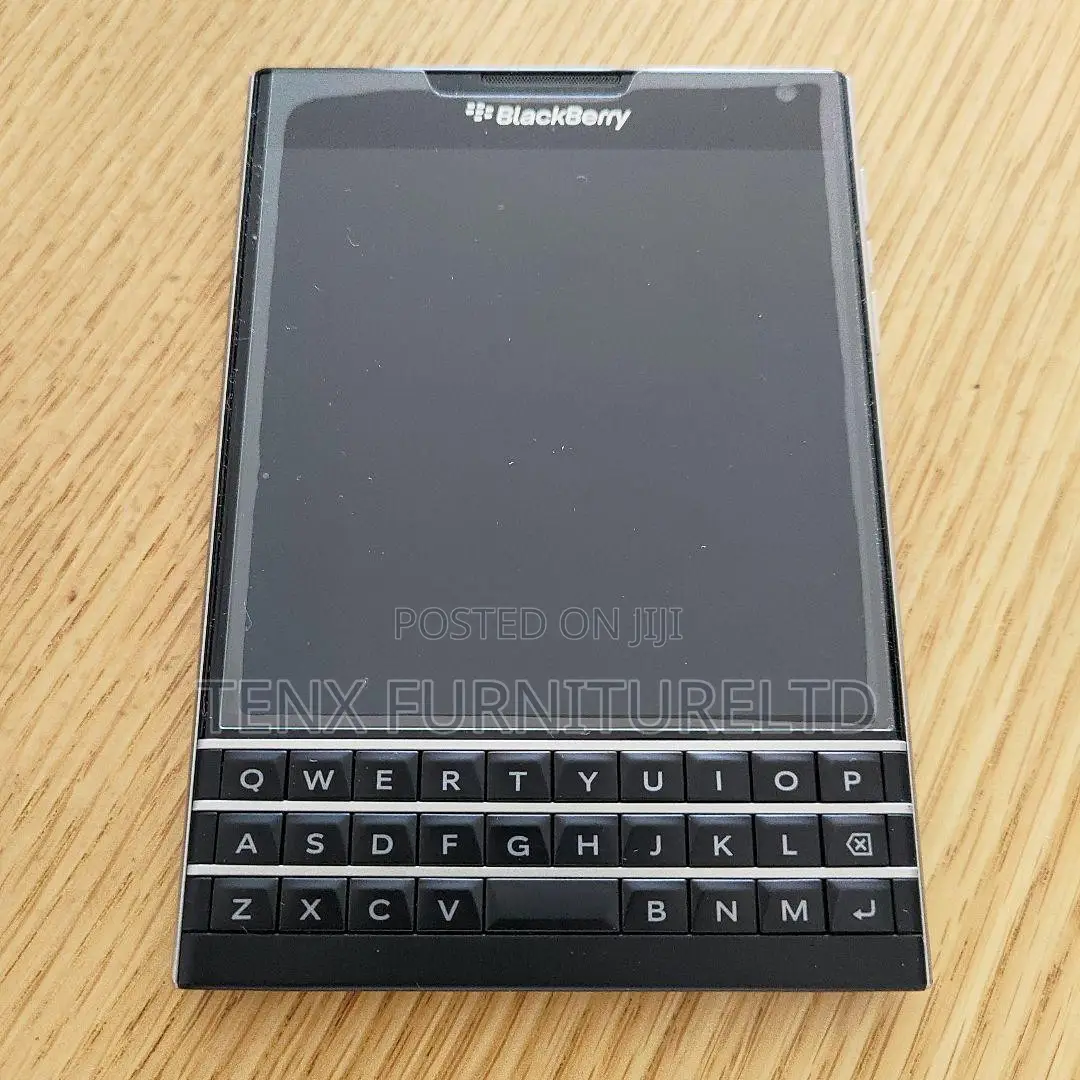 BlackBerry Passport 32 GB Black