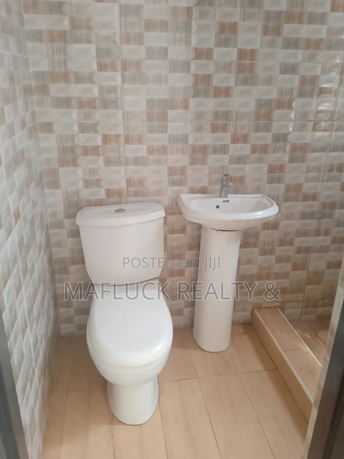 1bdrm Apartment in Lakeside Estate for rent