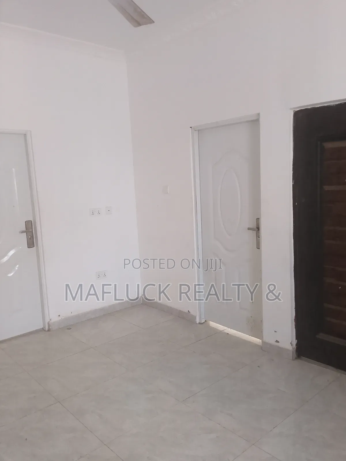 1bdrm Apartment in Lakeside Estate for rent