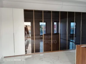 Wardrobe Cabinets With Glass Doors