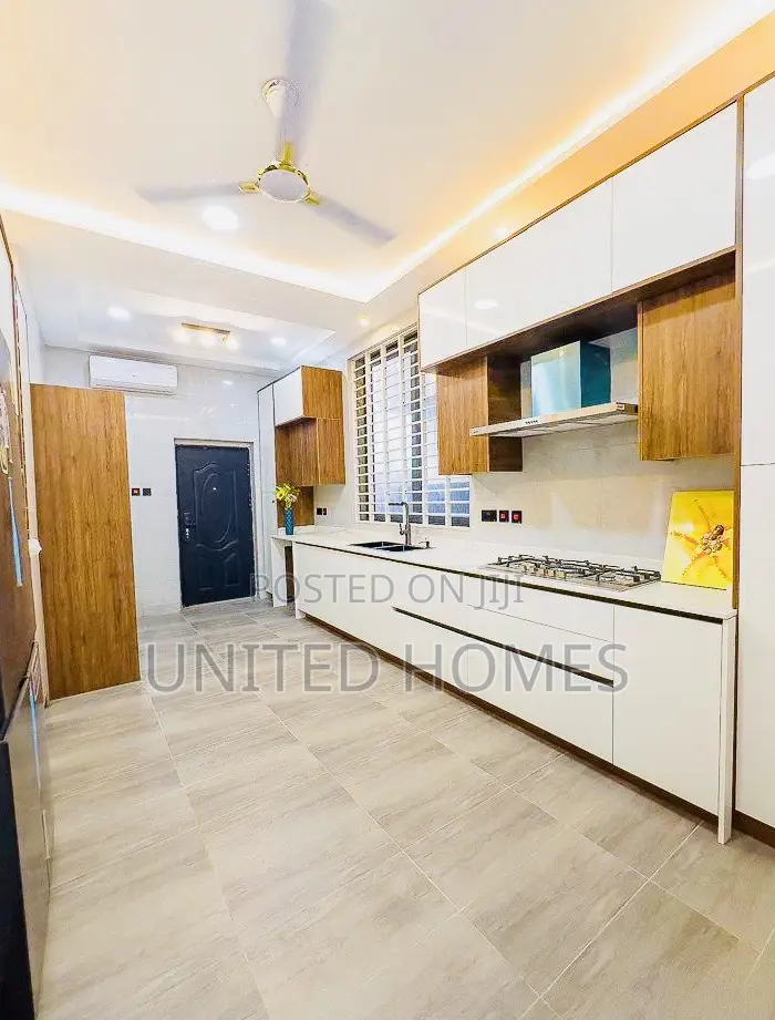 4bdrm House in Spintex for sale