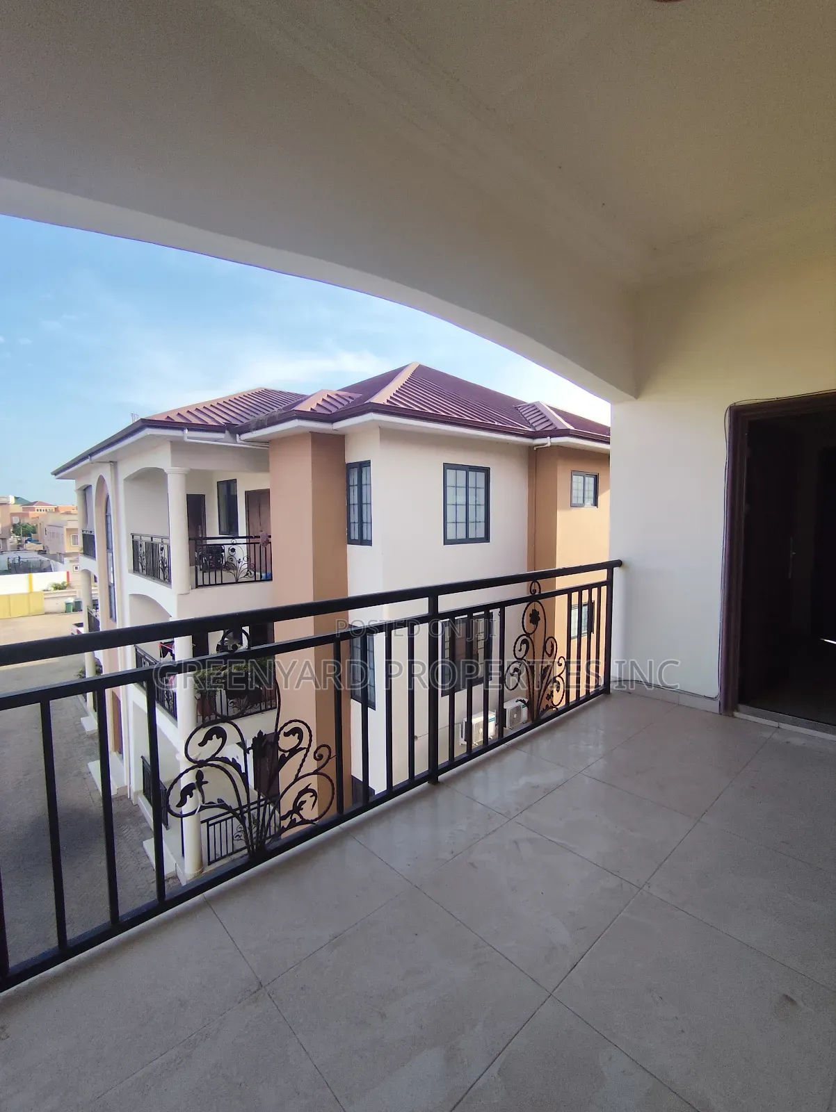 3bdrm Apartment in Mangos, East Legon for rent