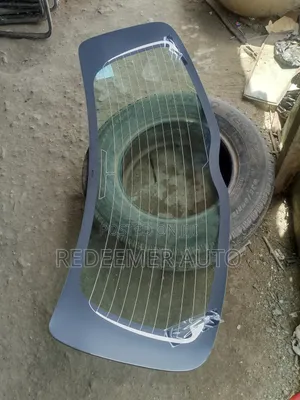 Vitz Boot Glass, Yaris Back Glass 2009,2010,2012,2014