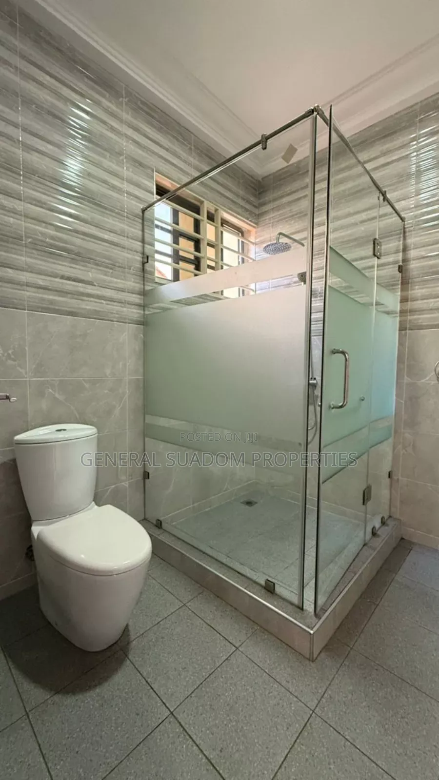 3bdrm Apartment in Suadom Properties, Baatsona Total for rent