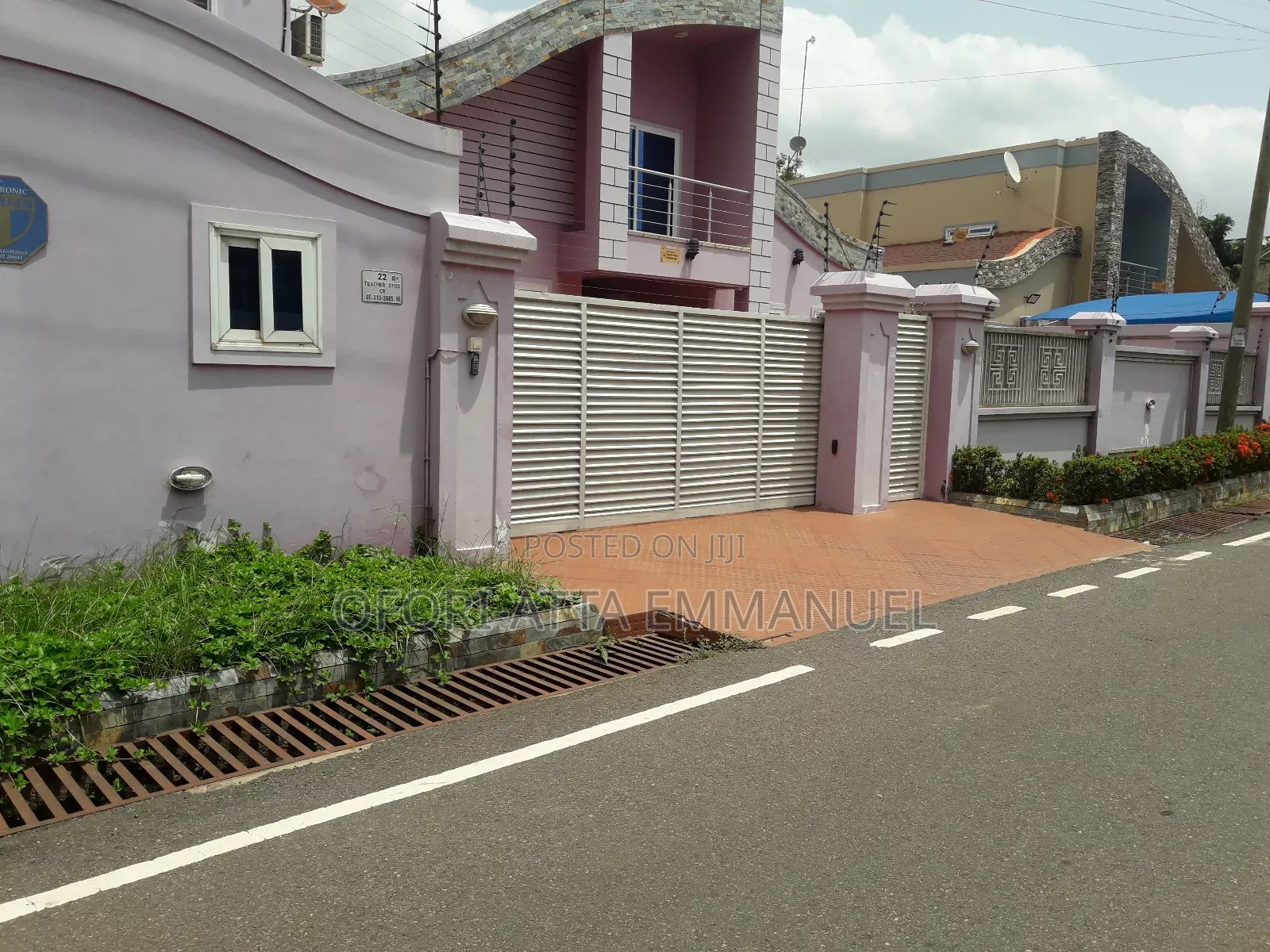 Furnished 4bdrm Duplex in Westland West Legon, Police Station for sale