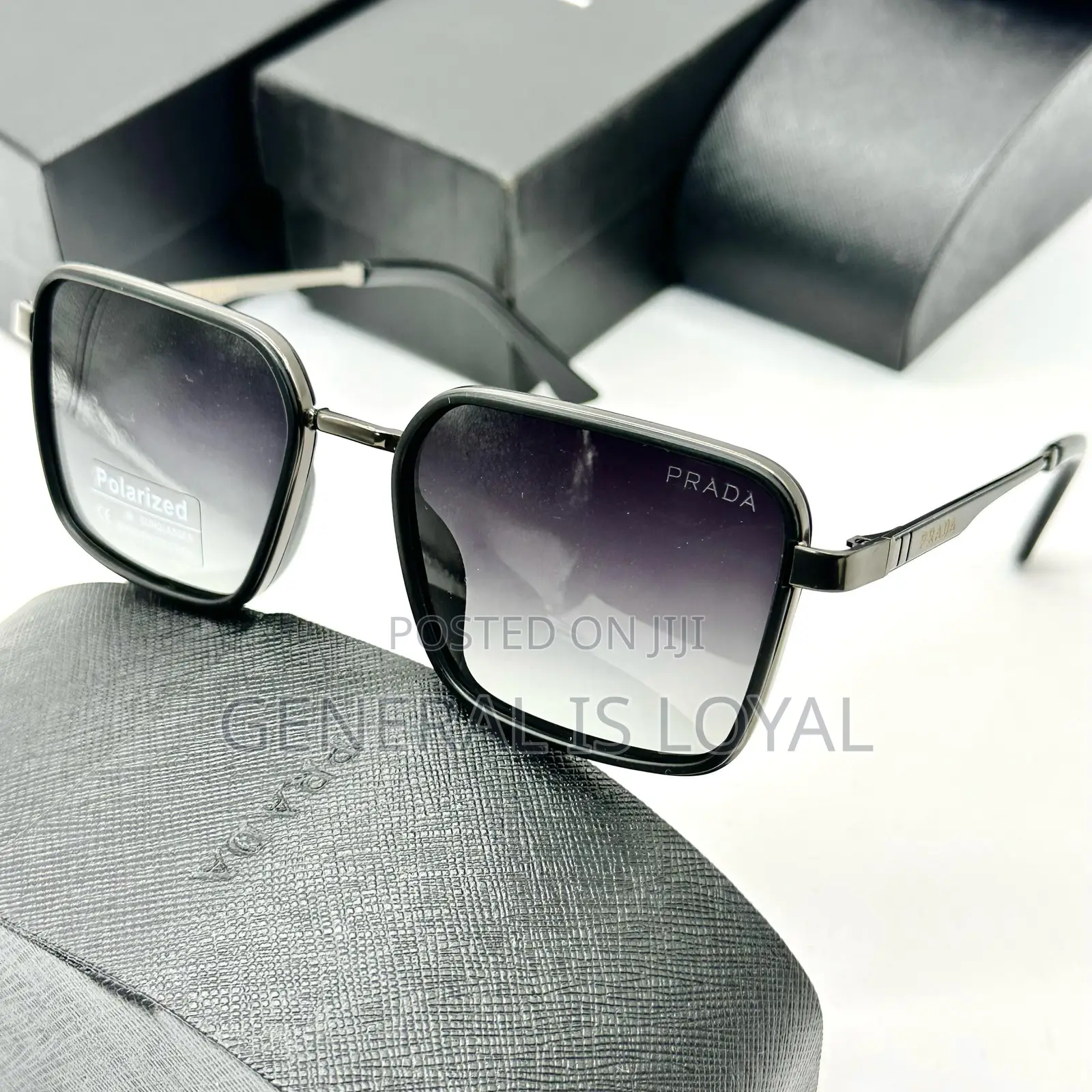 Prada Frame/Sunglasses