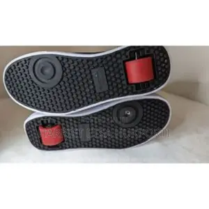 German Heelys Black Canvas Low Top Skate Wheeled Sneaker