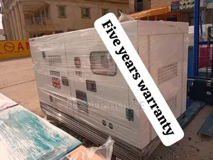 Powered 22kva Perkins Diesel Silent Generator