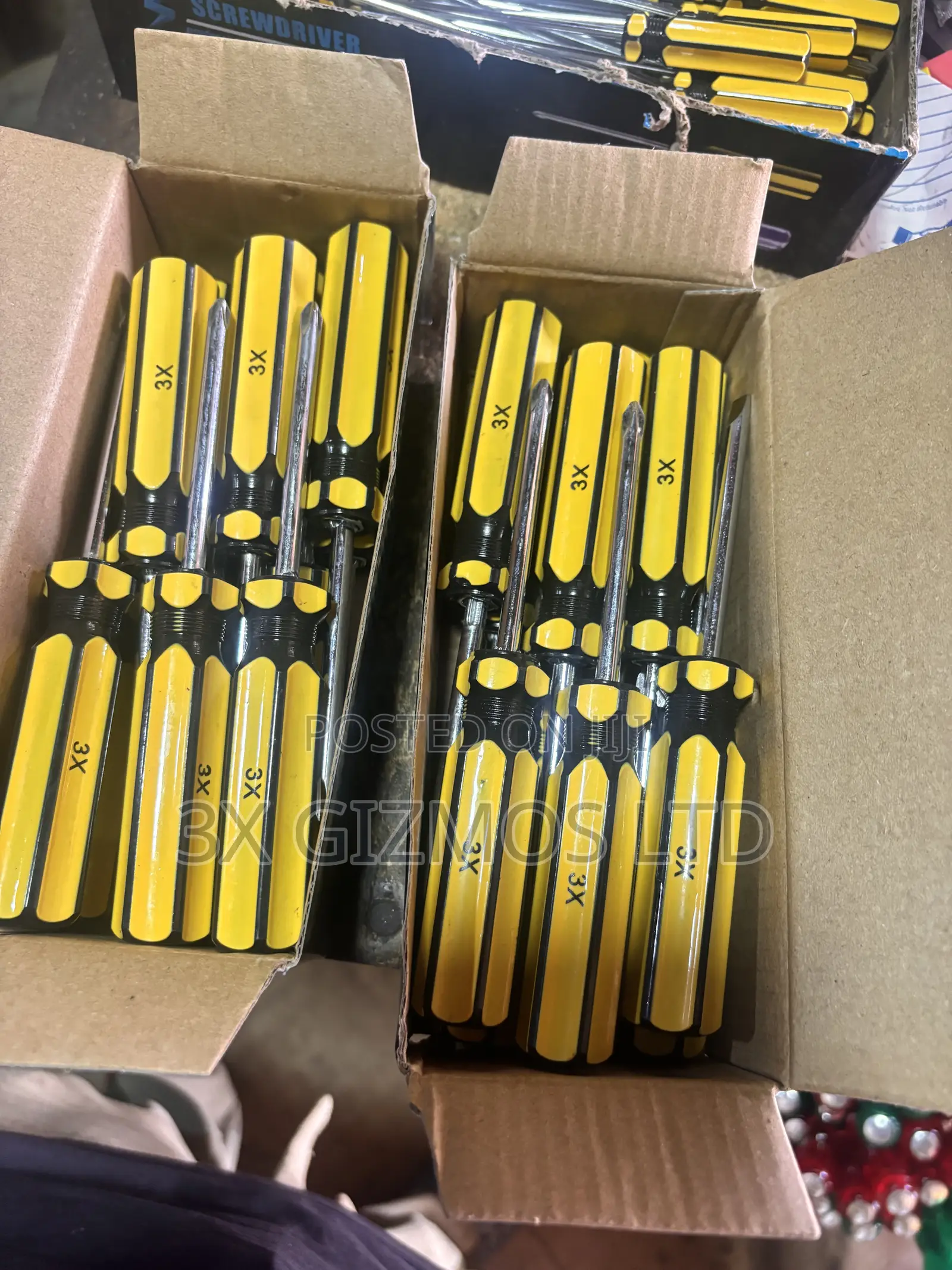 Yellow Black Screwdrivers