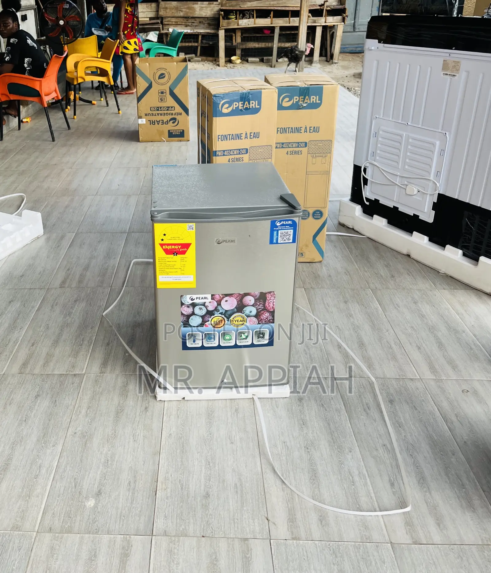 Durable and Affordable Pearl Single Table Top Fridge.