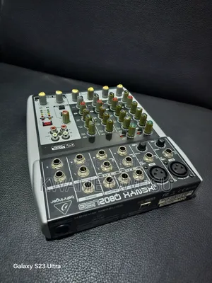 Behringer Xenyx Q802 Usb Mixer