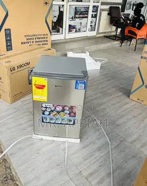 Fast Cooling Pearl Single Door Mini Refrigerator.