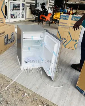 High Quality Pearl Single Door Electric Mini Fridge.
