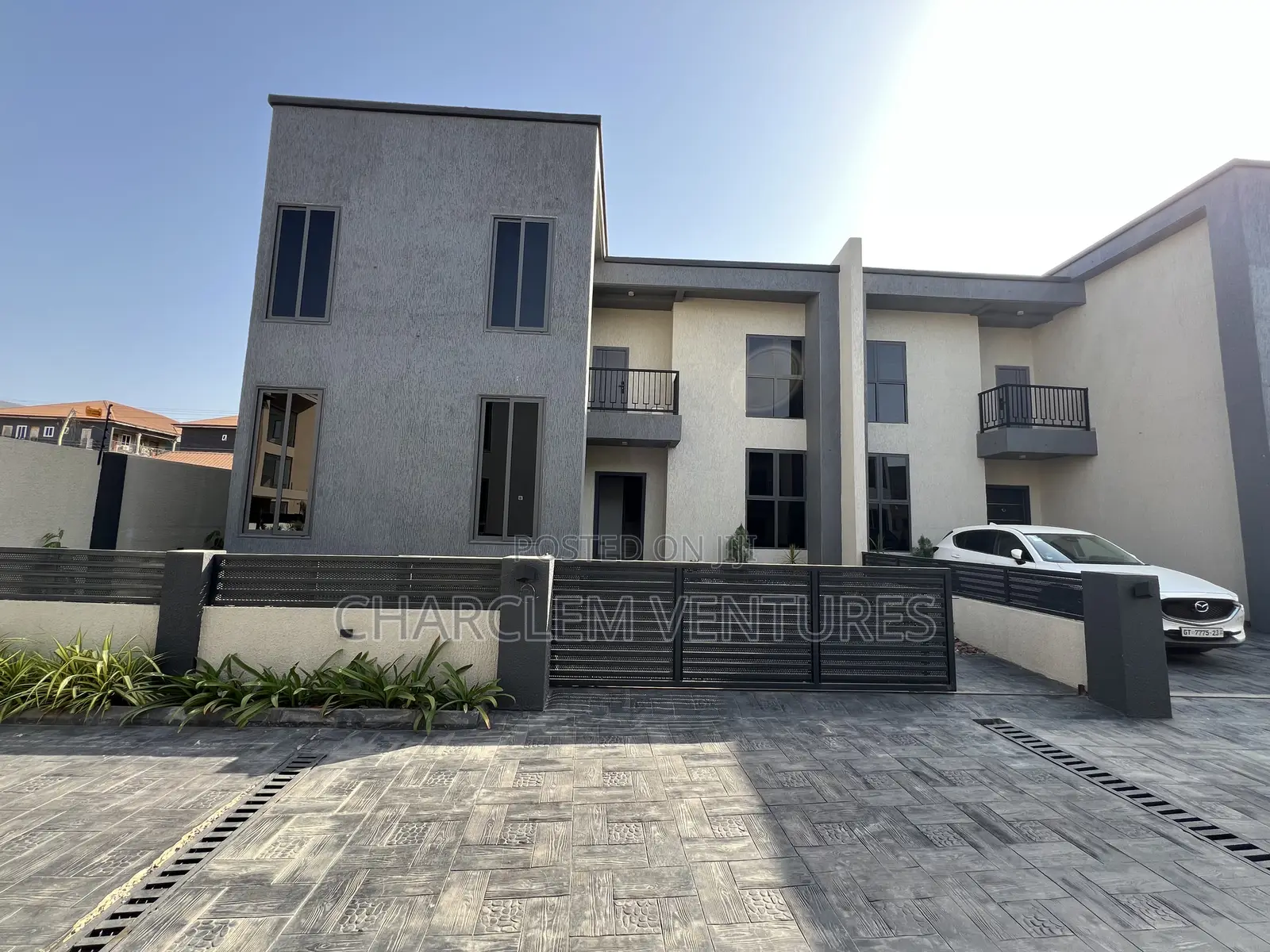 3bdrm Townhouse/Terrace in Charclem Ventures, Ashaley Botwe for sale