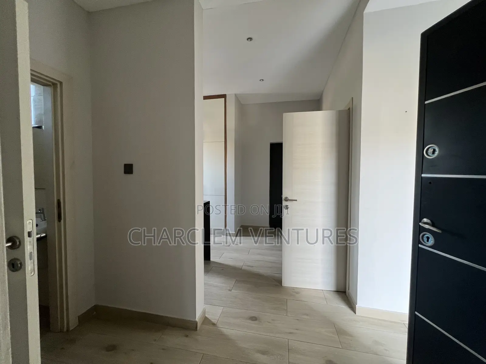 3bdrm Townhouse/Terrace in Charclem Ventures, Ashaley Botwe for sale