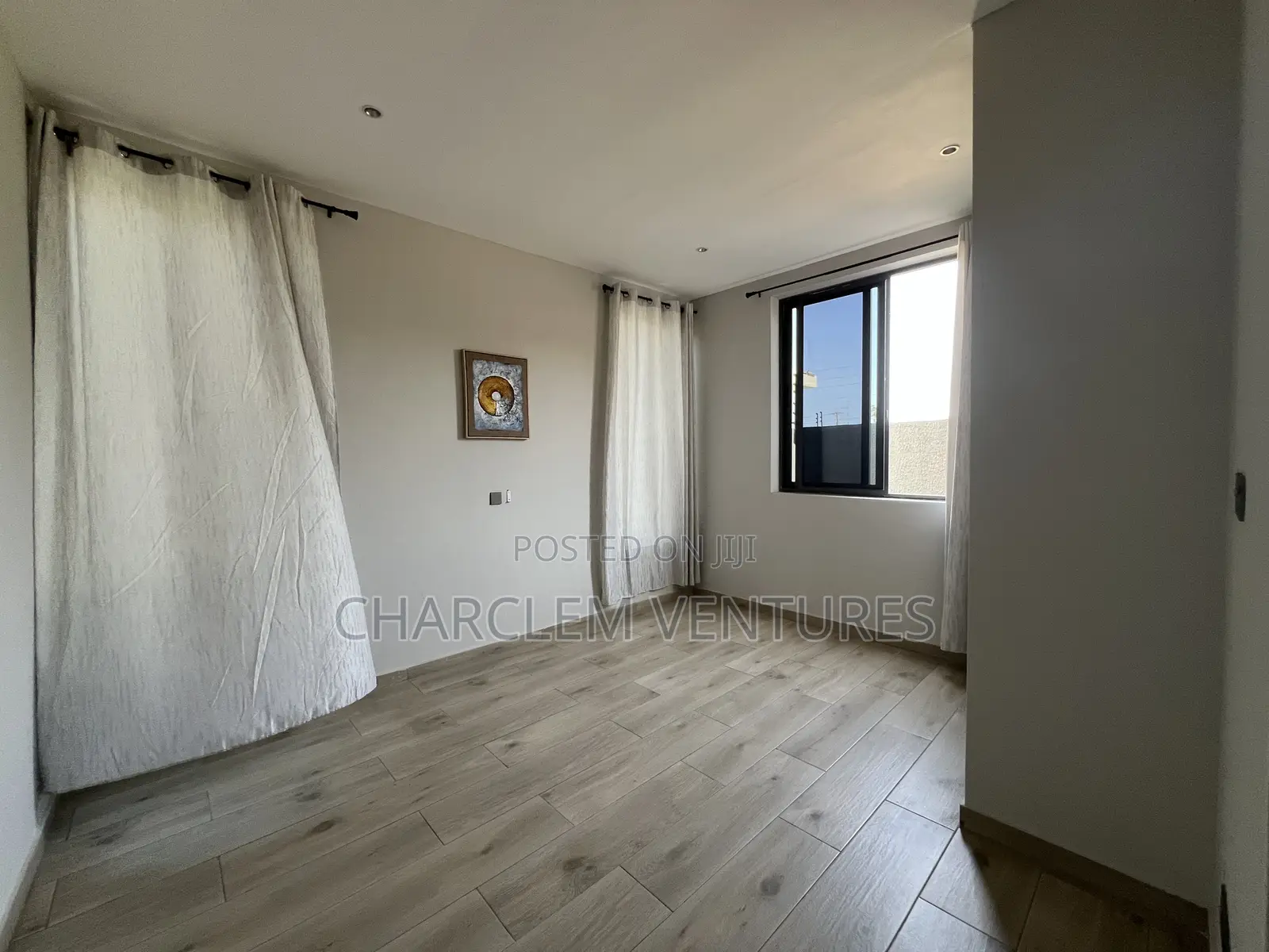 3bdrm Townhouse/Terrace in Charclem Ventures, Ashaley Botwe for sale