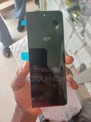 Ssamsung Galaxy Z Fold 3 Screen