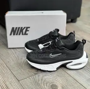 Nike Air Max Portal Trainers Black N White
