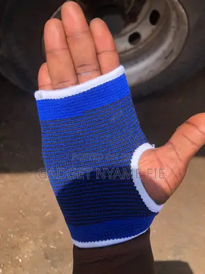 Super Tough Palm Support (2 in a Pack)