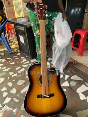 Yamaha F6000eq Semi-Acoustic Guitar