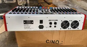 Yamaha Qr-16 16channel Powered Mixer
