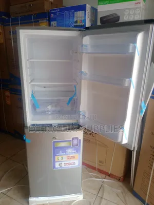 Nasco 2 Door Fridge/142 Liters/ Bottom Freezer