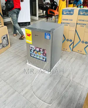 Unique Pearl Single Door Table Top Mini Fridge.