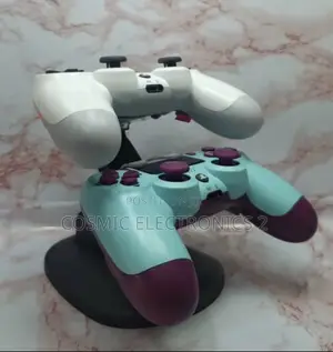 Slim Pro Dual PS4 Controller Charging Stand IV-P4002