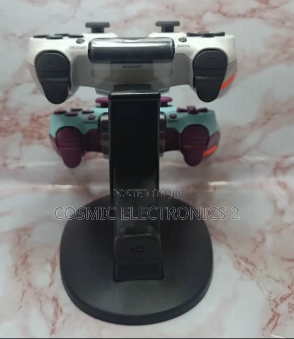 Slim Pro Dual PS4 Controller Charging Stand IV-P4002